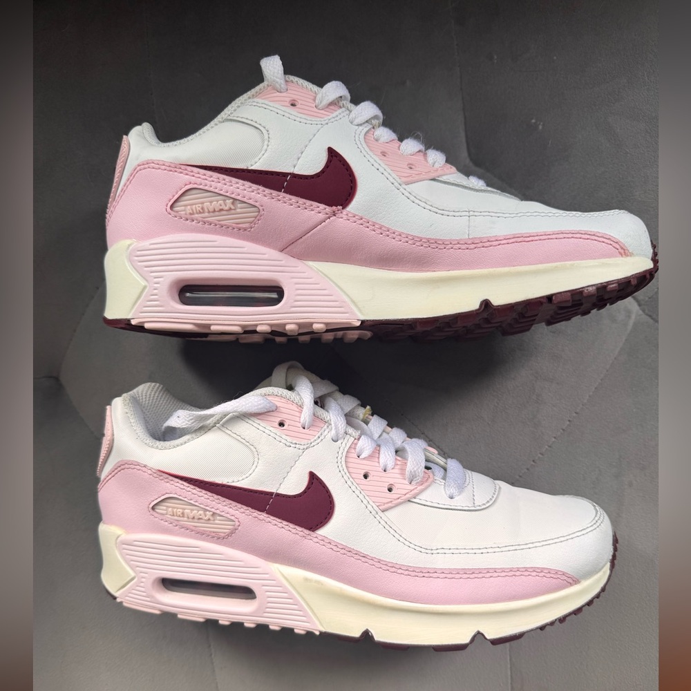 Air Max 90 Leather youth girl sz 5Y Women's size 6.5 White, Beetroot & Pink Foam